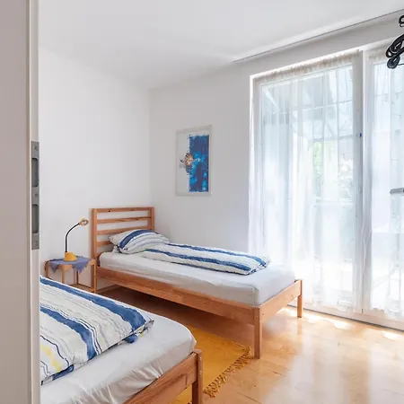 Gemuetlicher Rueckzugsort In Mit Terrasse *